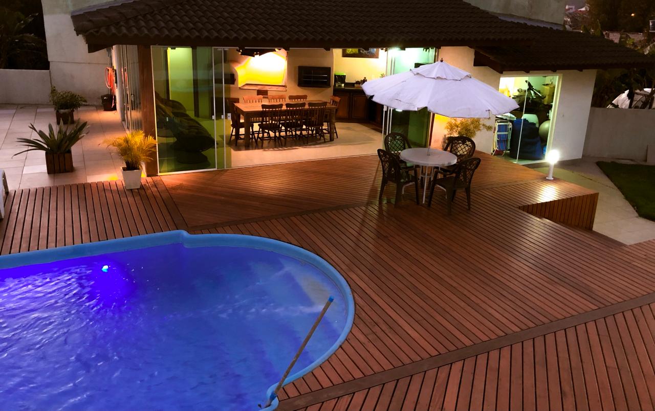 Área da Piscina