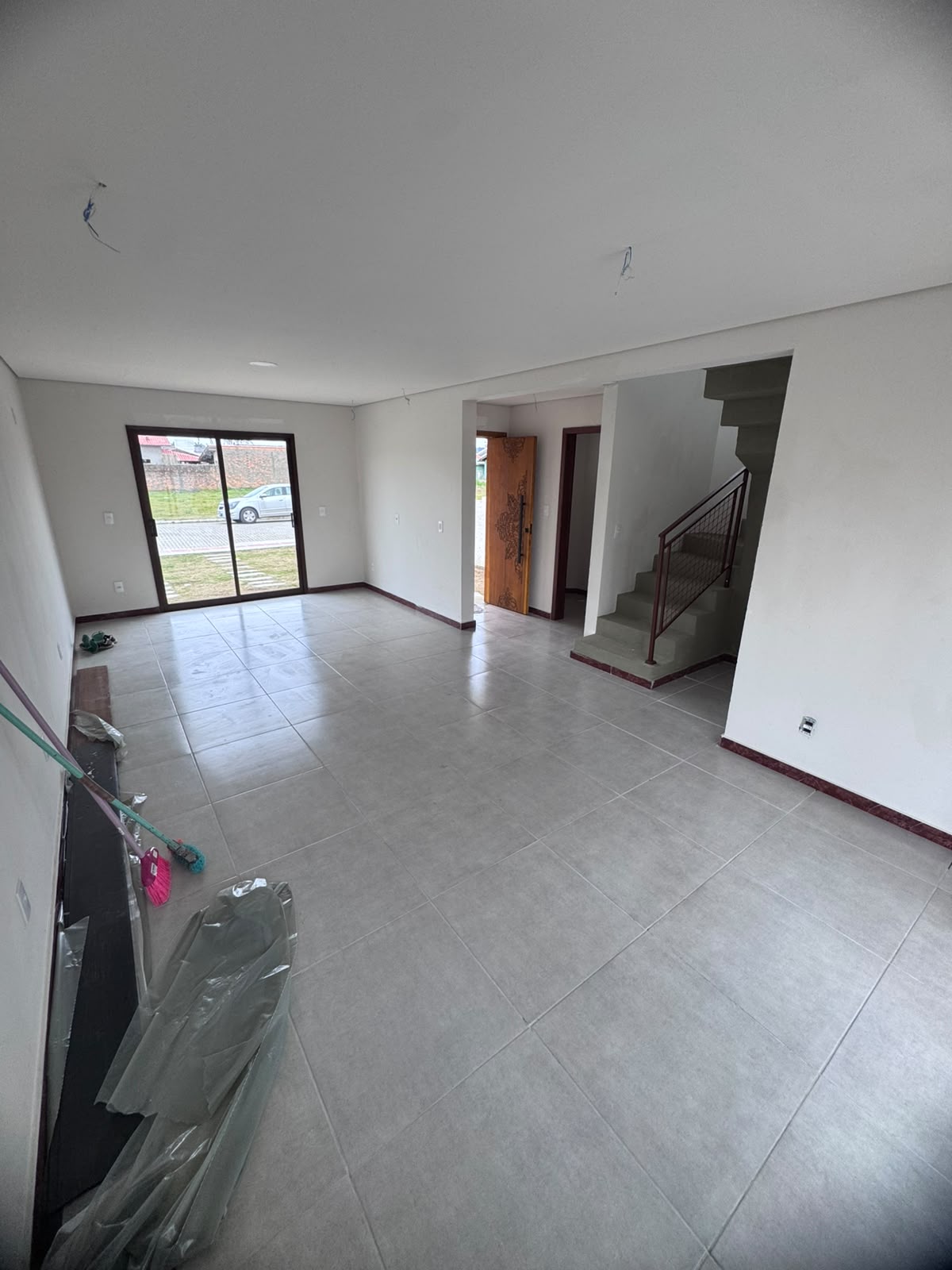 Sala integrada à cozinha