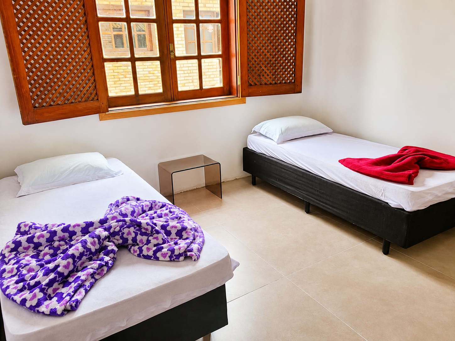 Casa Frente ao Mar Morrinho — quarto com duas camas de solteiro