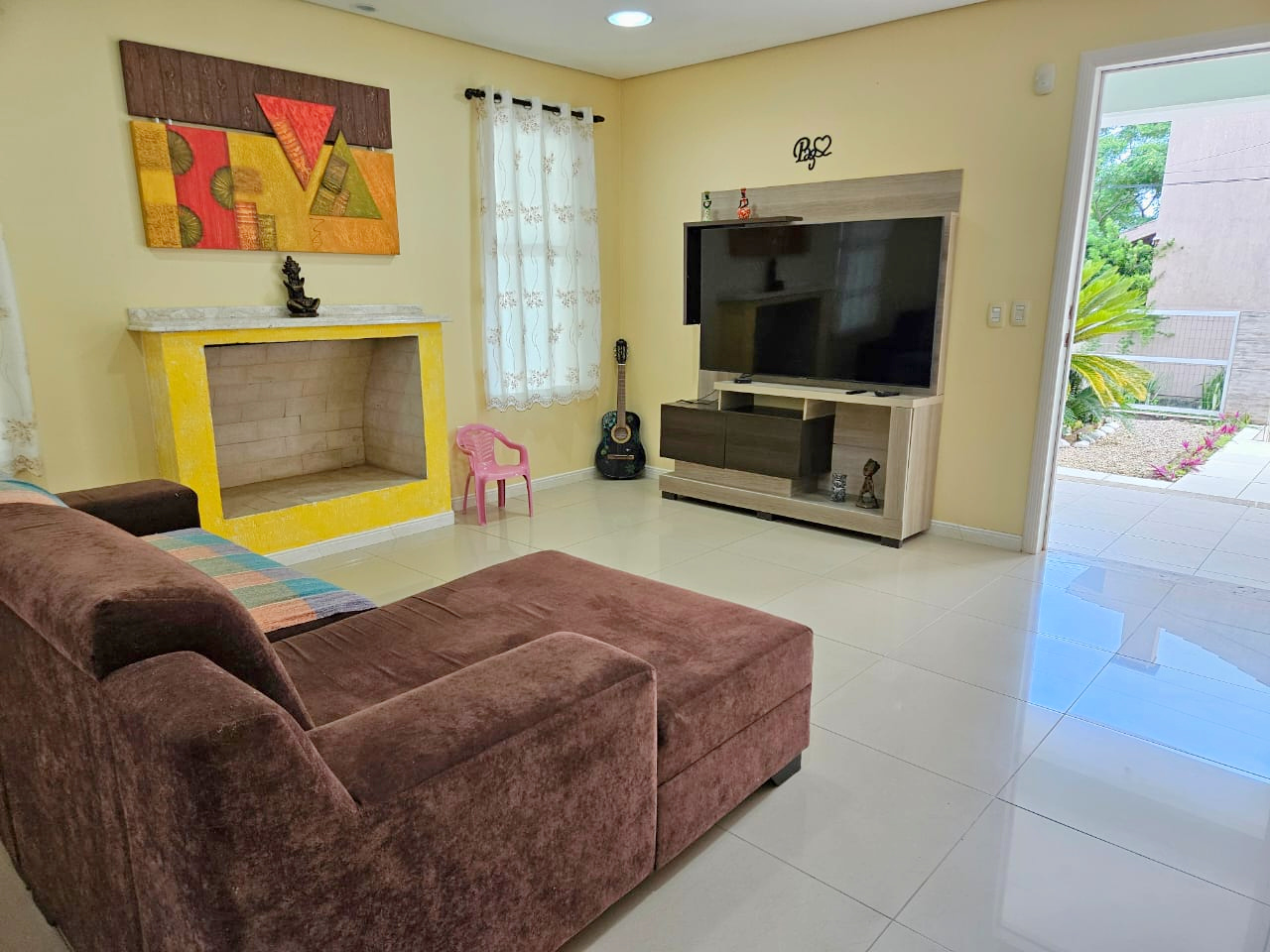 Casa Mariza Residencial Village, Garopaba — sala de estar